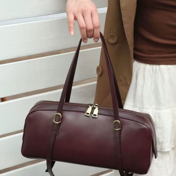 Cowhide Genuine Leather Shoulder Bag Korean Designer 2025 Excellent Condition - Picture 1 of 13